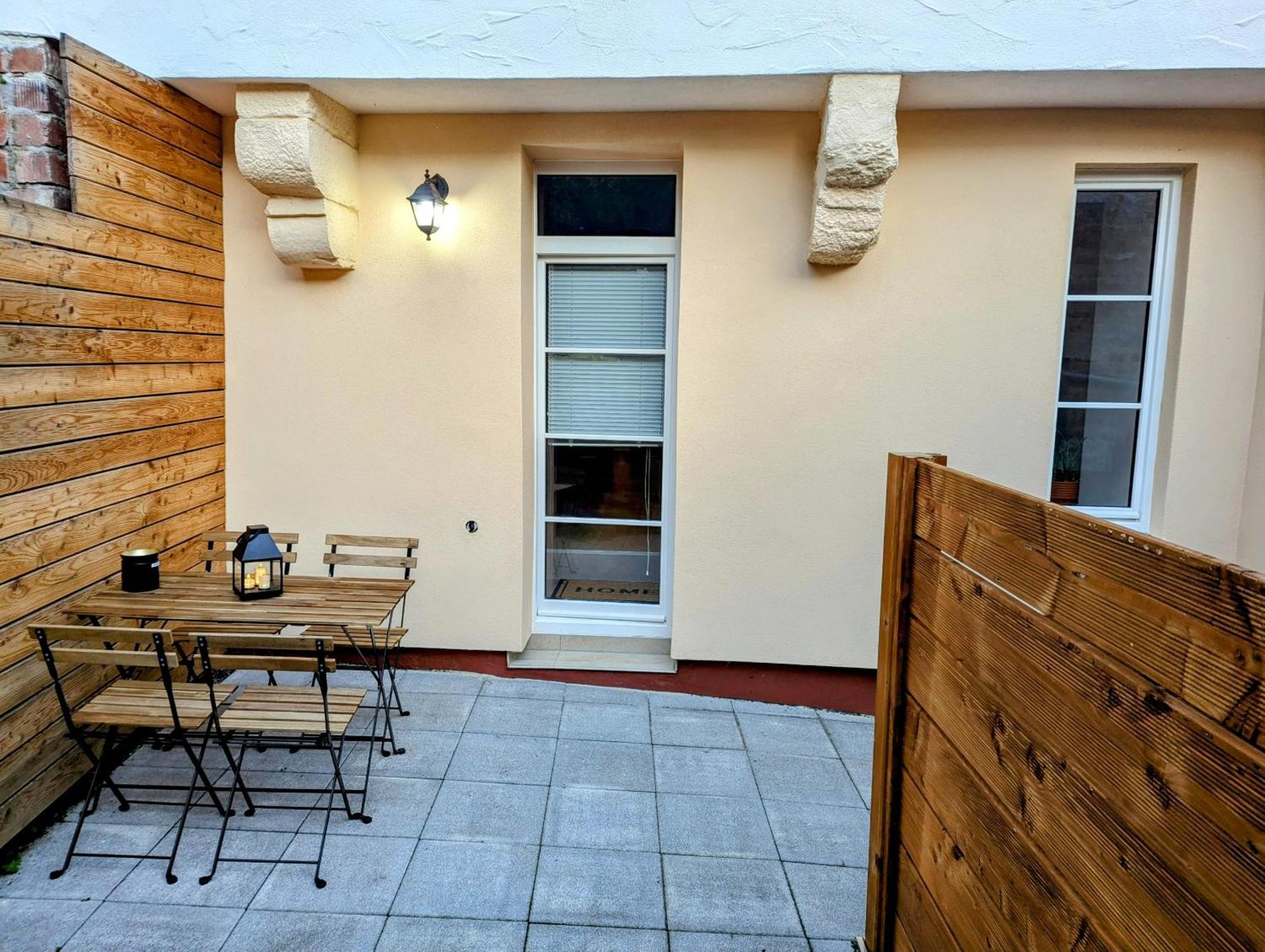 Gemuetliche Oase Im Denkmal Apartment Bonnigheim Exterior photo